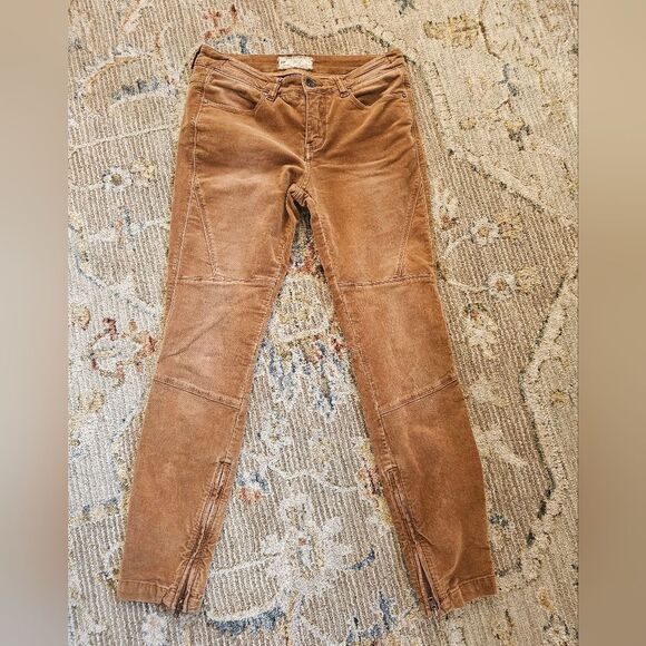 Free people rust color velvet pants with ankle zippers. Sz 27. Please see last 2 - Picture 1 of 7